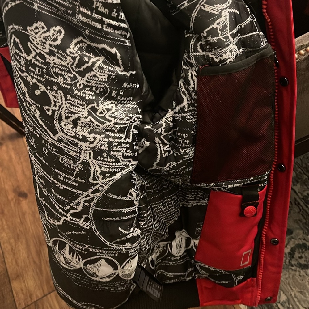 Coat - Picture 8 of 12